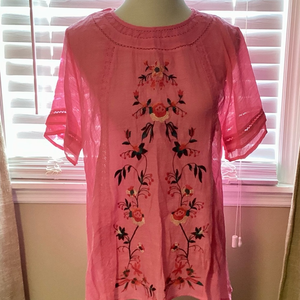 UMGEE Women’s Floral Embroidered Top Blouse Size L Pink Short Sleeve